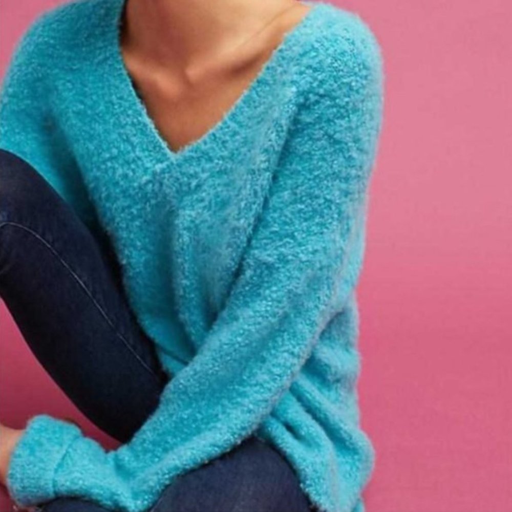 Anthropologie Sleeping On Snow V-Neck Oversized Fuzzy Alpaca Blend Sweater